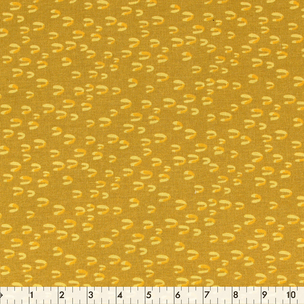 FABRIC CREATIONS 42" × 8 yd Cotton Fabric Bolt — Amber Butterfly Garden