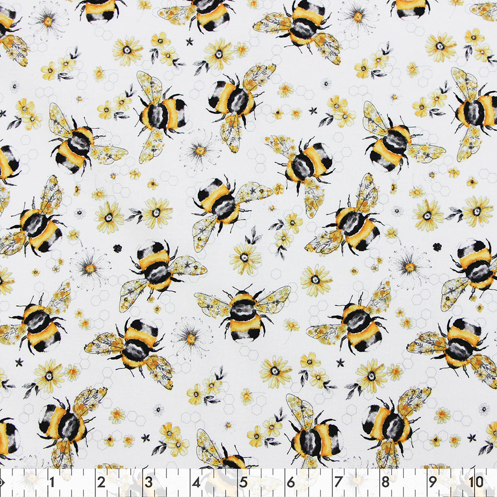 FABRIC CREATIONS Printed Cotton Fabric Bolt 107 cm × 7.3 m, White Floral Bee