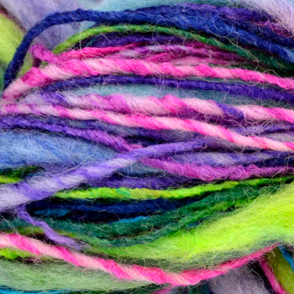 UNIVERSAL YARN Bamboo Bloom Handpaints Thick-And-Thin Yarn 100 g Befabulous