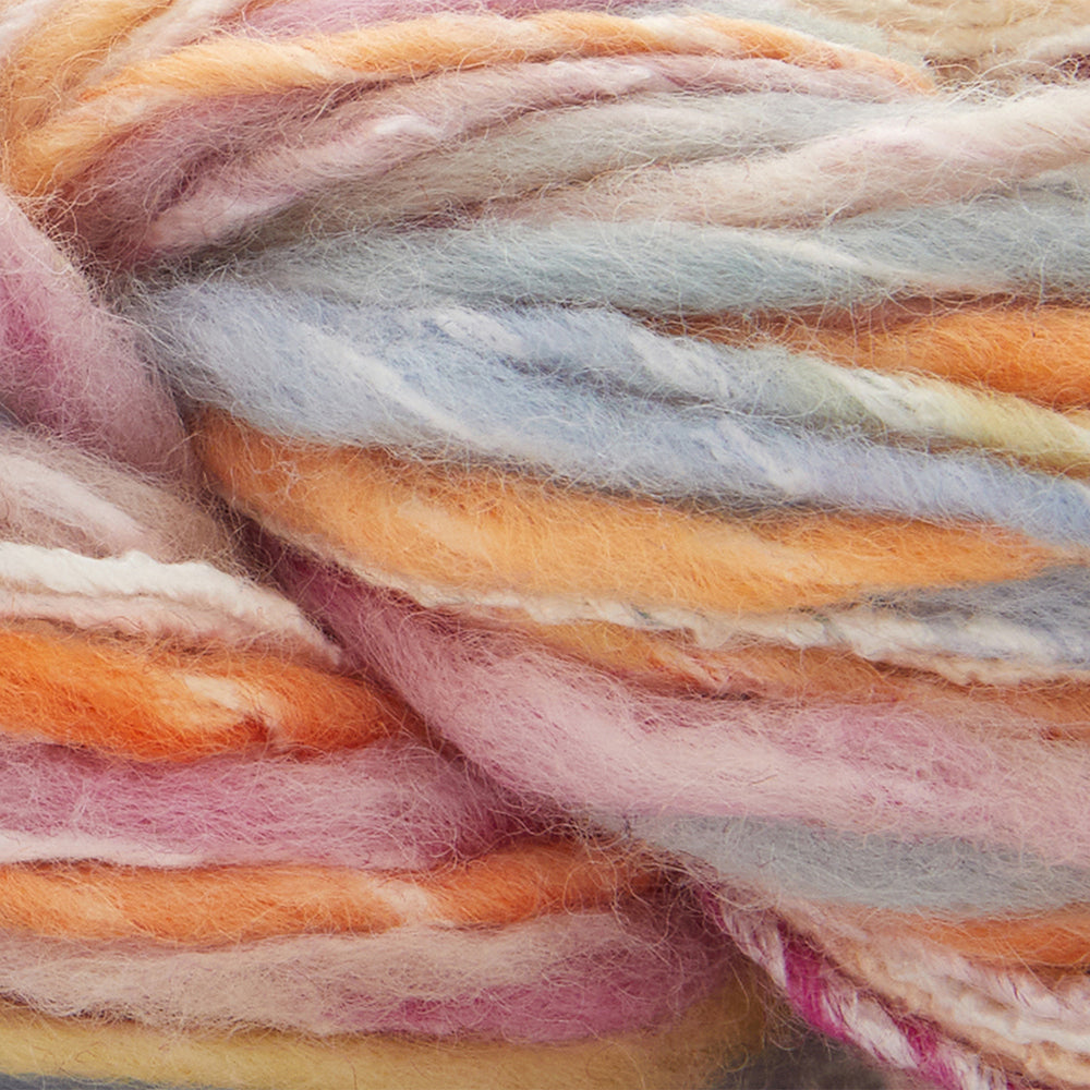 UNIVERSAL YARN Bamboo Bloom Handpaints Thick-And-Thin Yarn 100 g Hana