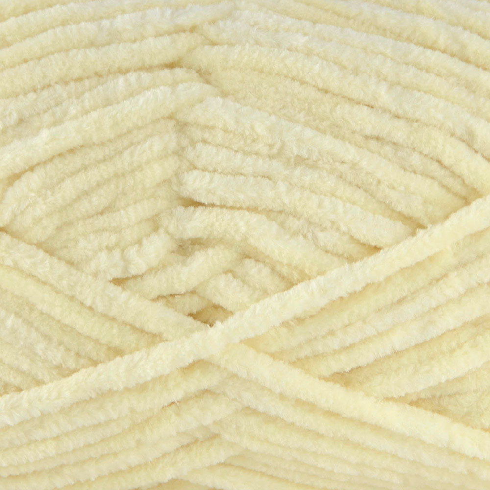 UNIVERSAL Bella Chenille Super Bulky Yarn 100g 120m/131yd Daffodil (#102)