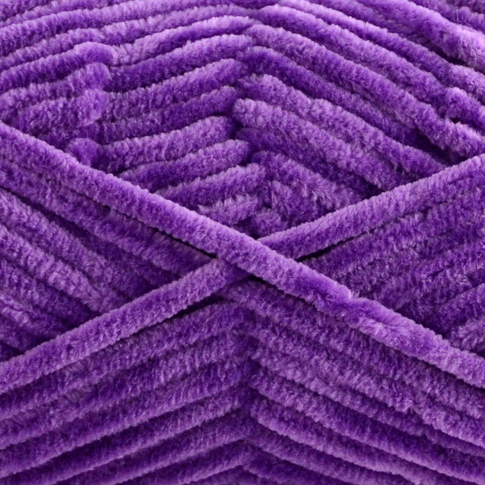 UNIVERSAL Bella Chenille Super Bulky Yarn 100g 120m/131yd Pansy Purple (#116)