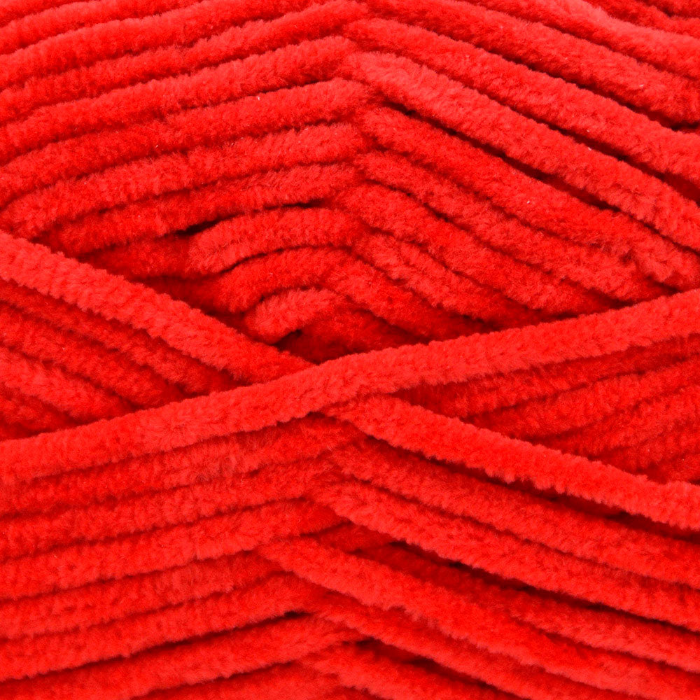 UNIVERSAL Bella Chenille Super Bulky Yarn 100g 120m/131yd Apple Red (#117)