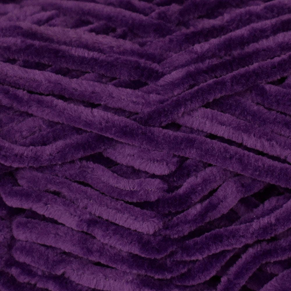 UNIVERSAL Bella Chenille Super Bulky Chenille Yarn 100 g/131 yd Amethyst