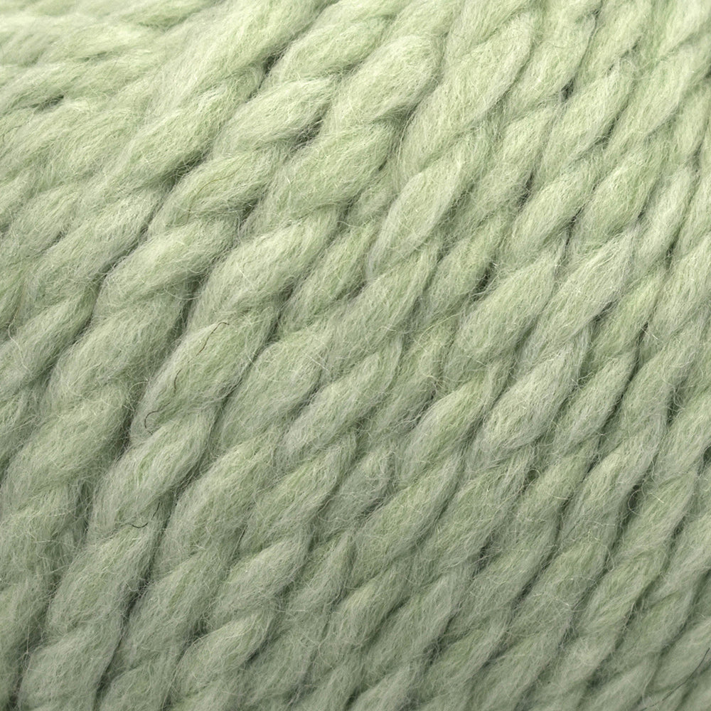UNIVERSAL Be Wool Super Bulky Wool Blend Yarn 200 g/94 yd Pistachio