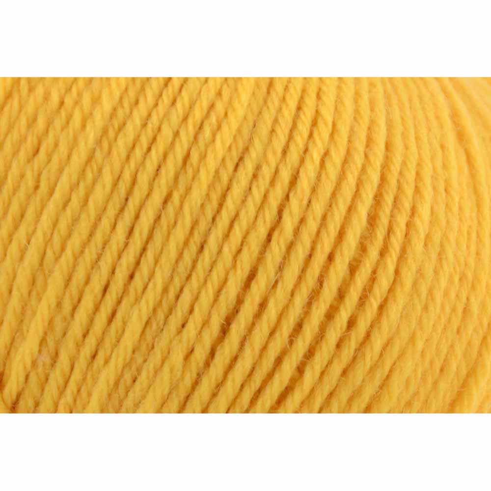UNIVERSAL Deluxe Worsted Superwash Wool Yarn 100 g (218 yd) Marigold