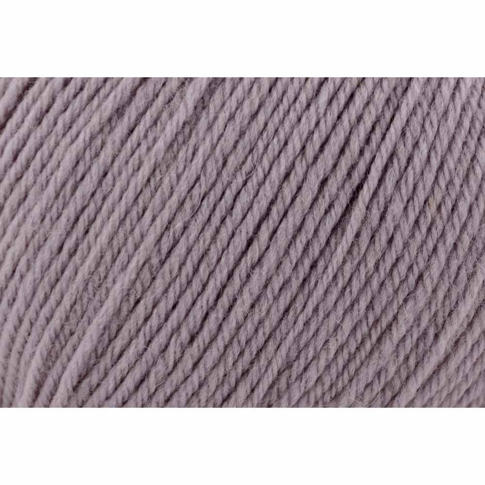 UNIVERSAL Deluxe Worsted Superwash Wool Yarn, 100 g/218 yd, Neutral Grey