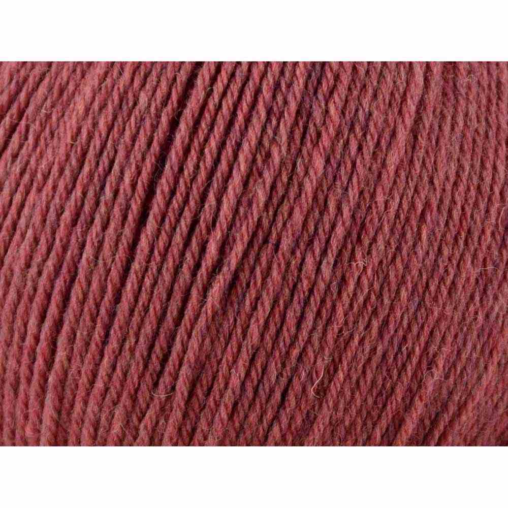UNIVERSAL Deluxe Worsted Superwash Yarn 100 g/218 yd (200 m) Coral Heather