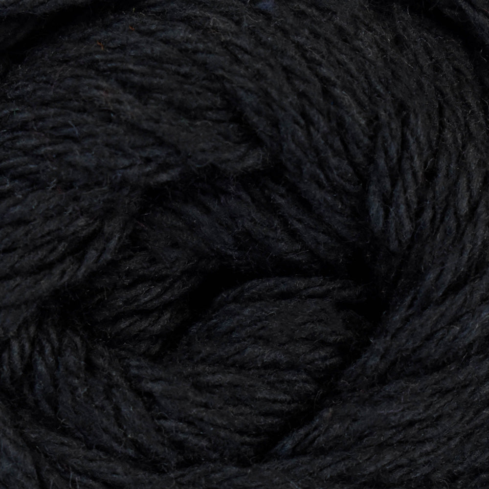 UNIVERSAL YARN Clean Cotton Recycled Blend Yarn 75 g / 120 m Obsidian