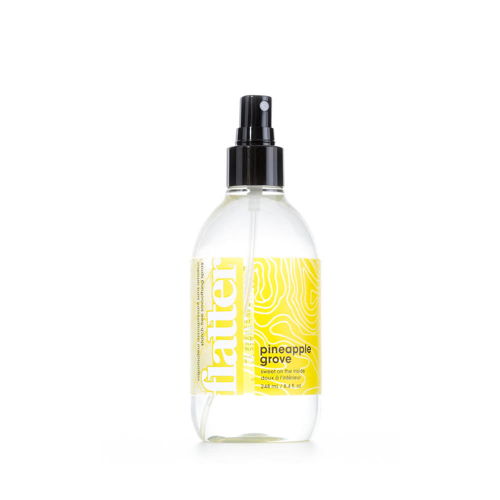 SOAK Flatter Fabric Smoothing Spray Starch-Free 248 mL (8.4 fl oz) Pineapple Grove