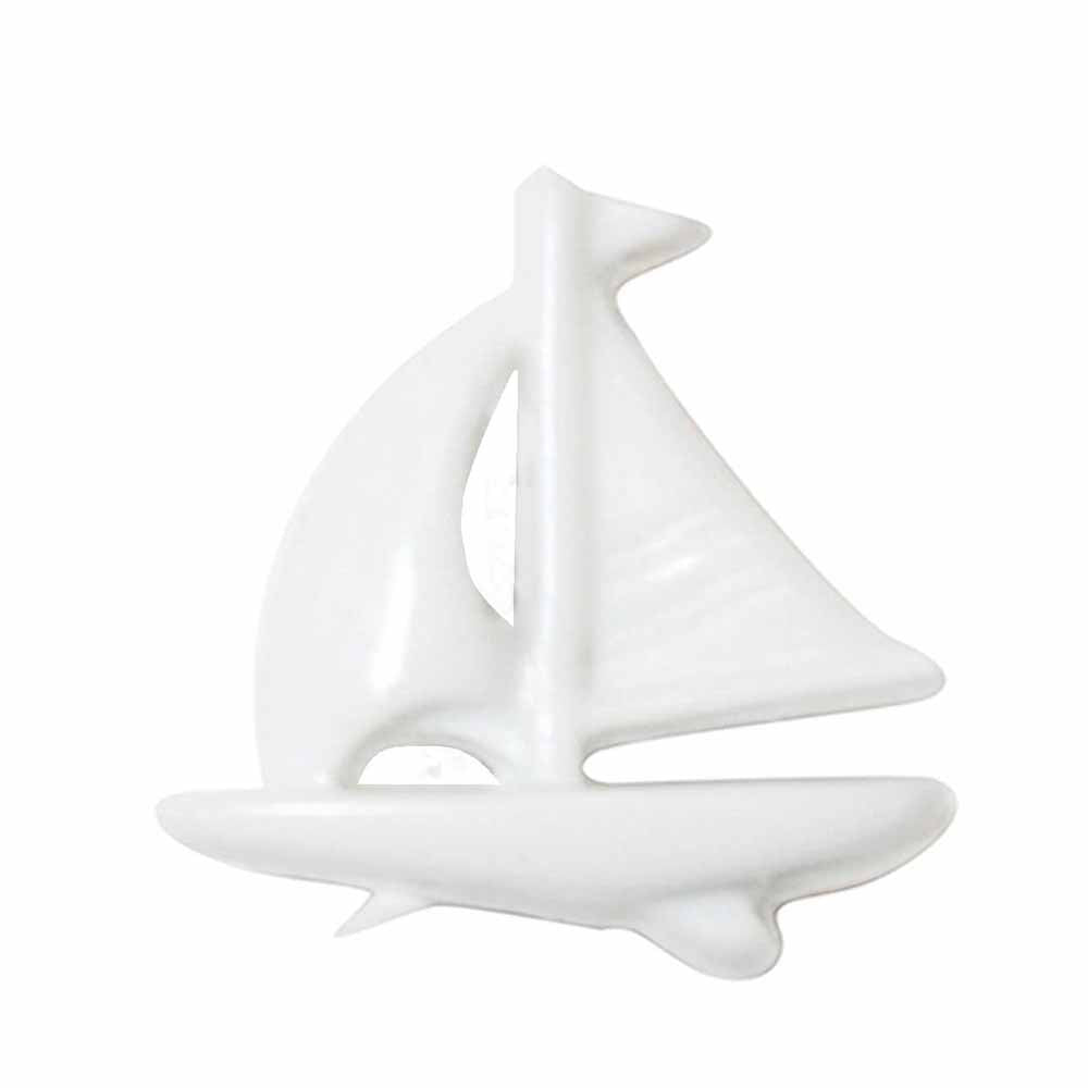CIRQUE Novelty Shank Button – White – 18 mm (3/4") – Sailboat