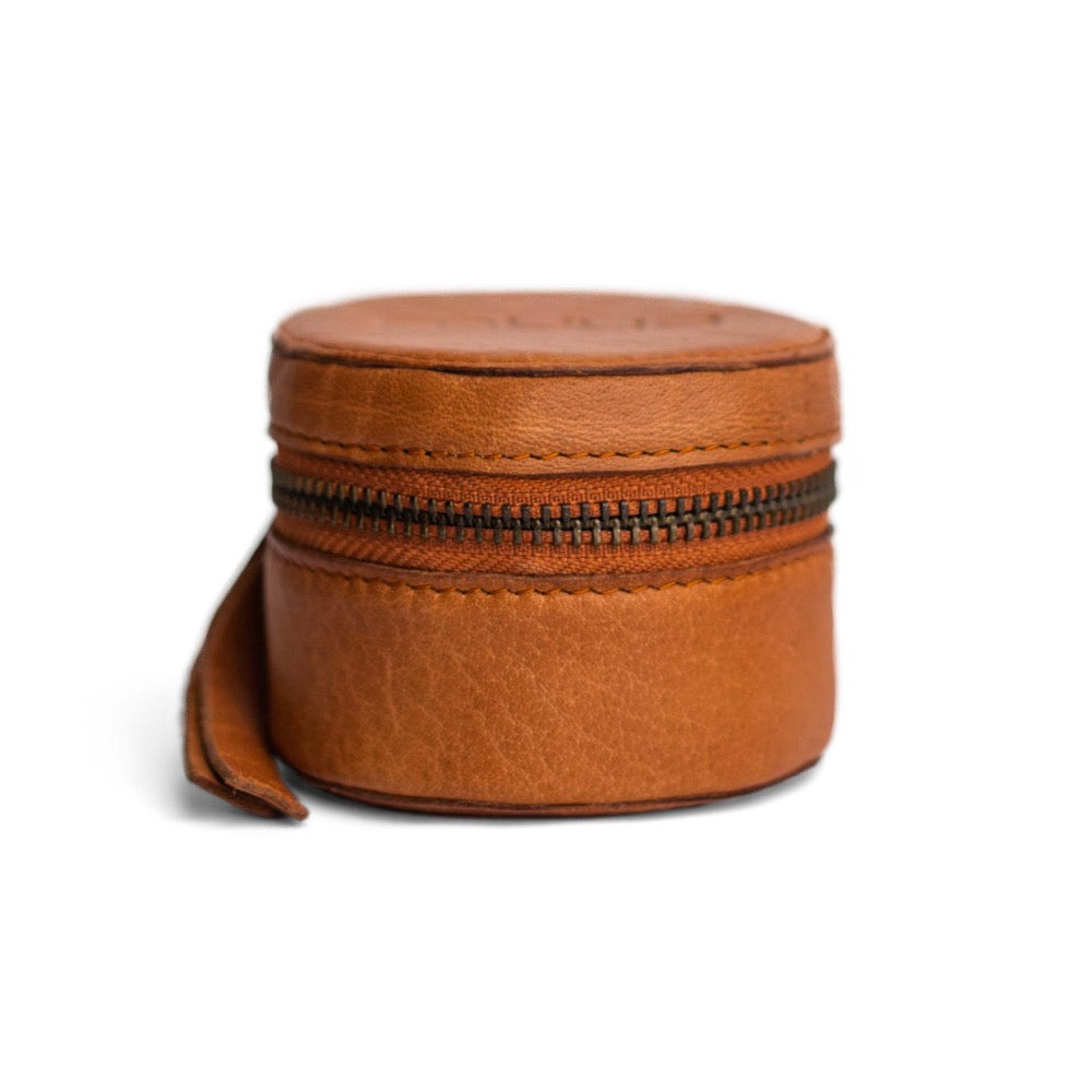 Helsinki Whisky - Leather case 5.5cm x 7.5cm (2.16in x 2.75in)