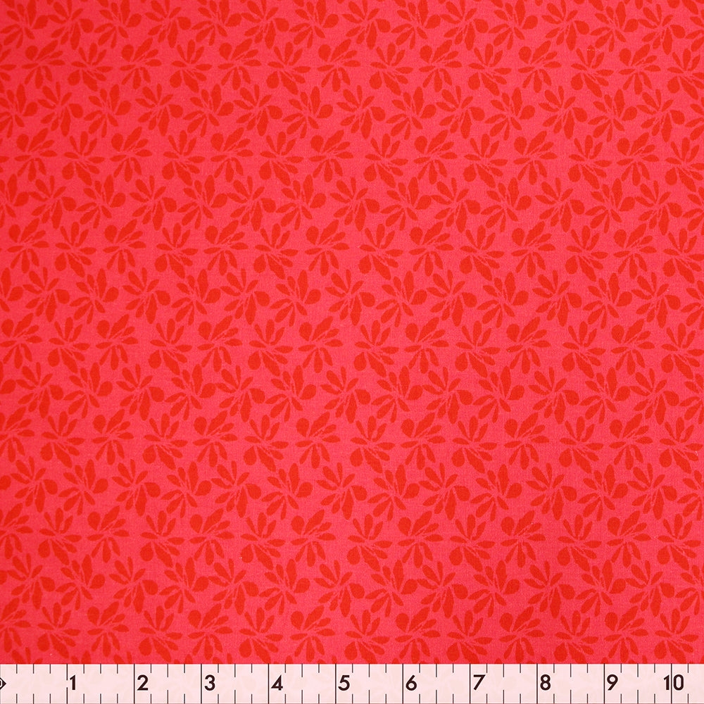 FABRIC CREATIONS 43" × 8 yd Cotton Fabric Bolt — Red Blue Blooms