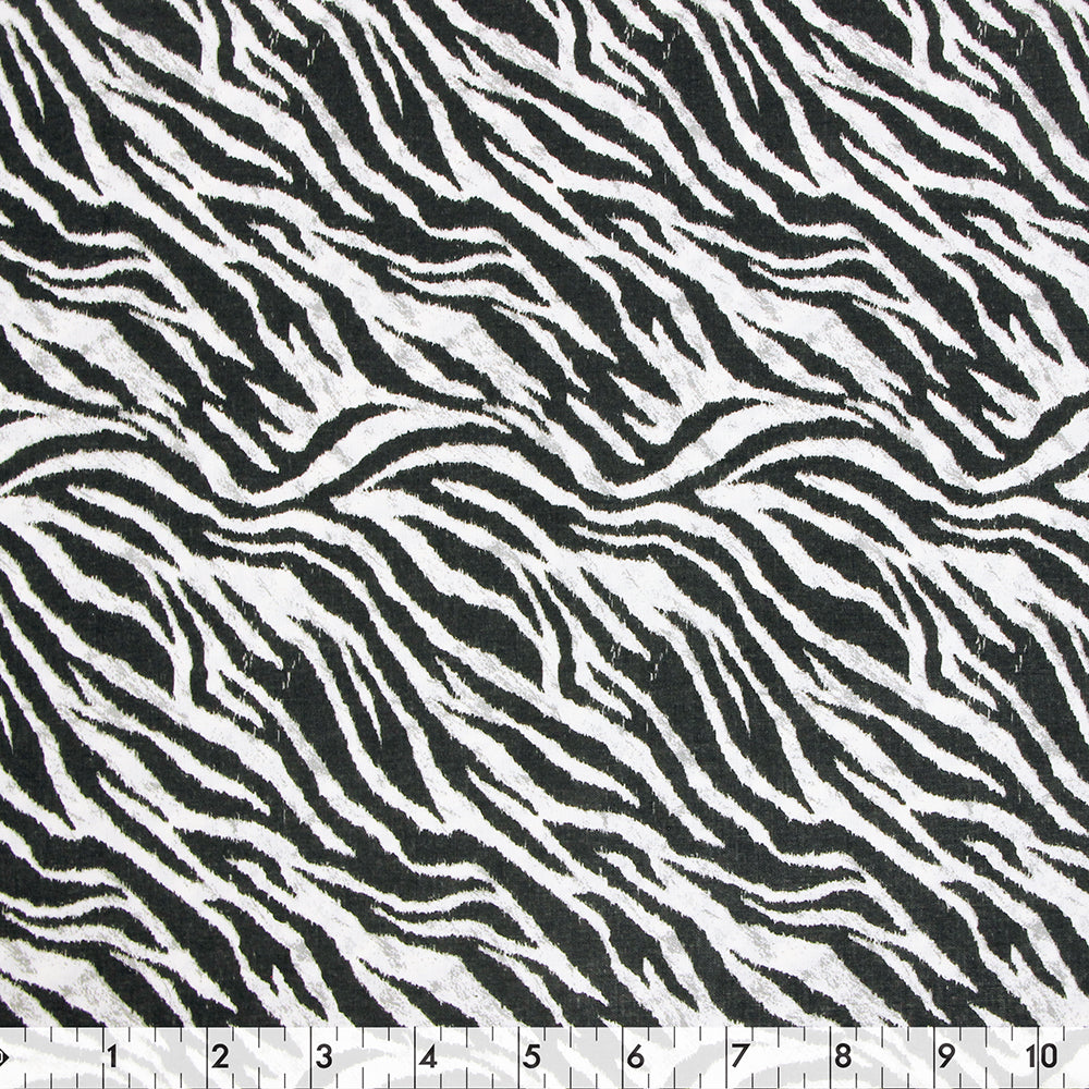 FABRIC CREATIONS 42" × 8 yd Cotton Fabric Bolt — Black Sassy Skins