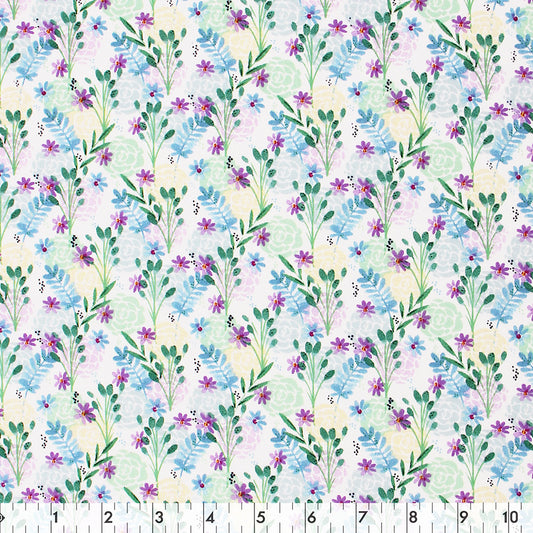 FABRIC CREATIONS 42&Prime; x 8yd Cotton Fabric Bolt - Cream with Purple and Blue Wild Flowers