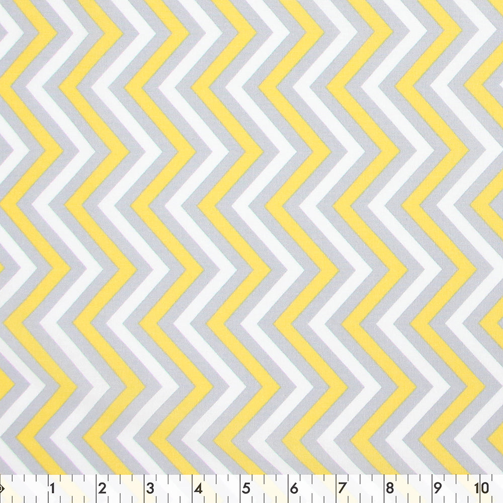 FABRIC CREATIONS Cotton Fabric Bolt 42 in × 8 yd (Print Varies)