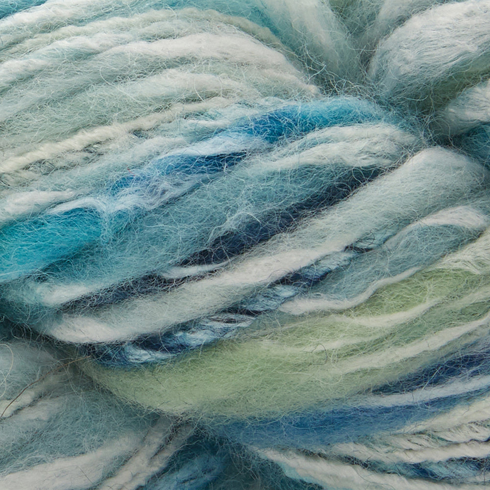 UNIVERSAL YARN Bamboo Bloom Handpaints Thick-And-Thin Yarn 100 g Nami