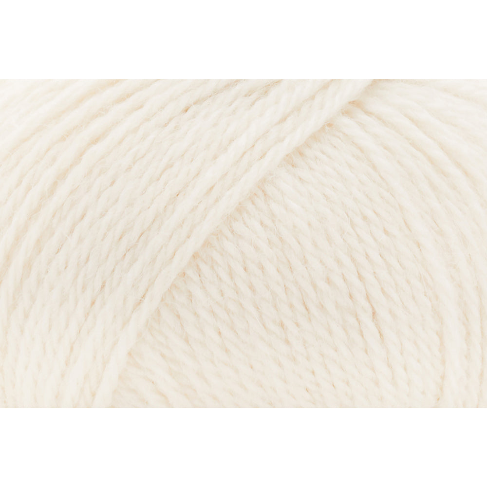 UNIVERSAL Fawning #1786 Yarn - 50g - Light Weight 3 - 150m (164yds) - Meringue