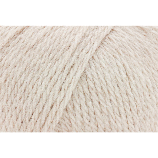UNIVERSAL Fawning #1786 Yarn - 50g - Light Weight 3 - 150m (164yds) - Sesame