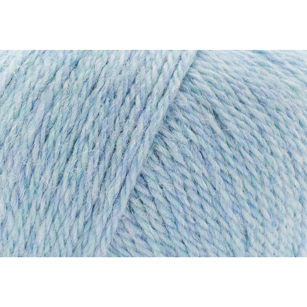 UNIVERSAL Fawning #1786 Yarn - 50g - Light Weight 3 - 150m (164yds) - Moonstone