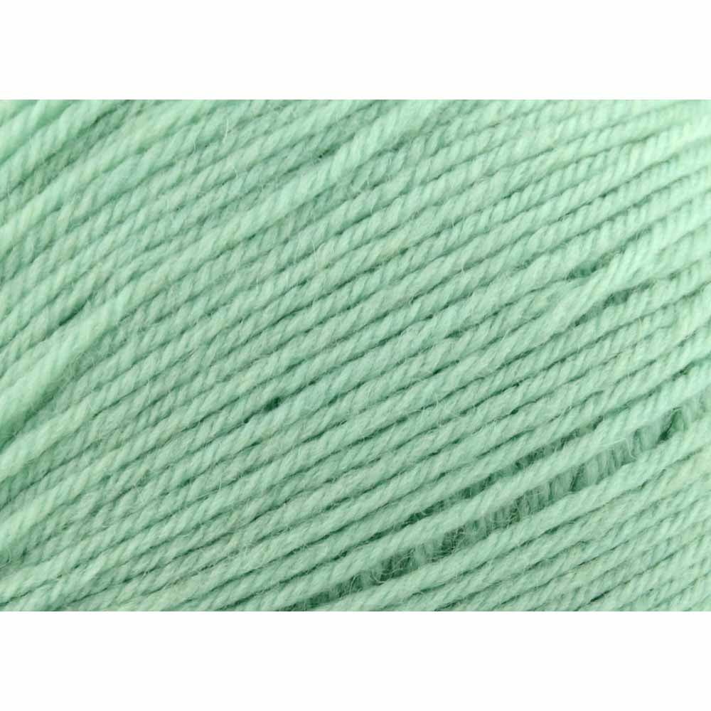 UNIVERSAL Deluxe Worsted Superwash wool yarn Honey Dew, 100 g / 199 m (218 yd)