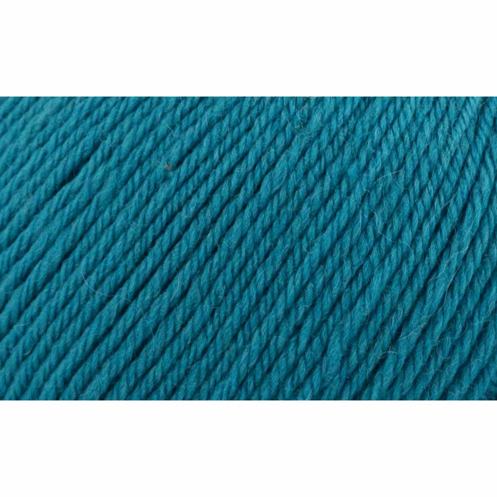 UNIVERSAL Deluxe Worsted Superwash Wool Yarn 100 g (218 yd) Teal Viper
