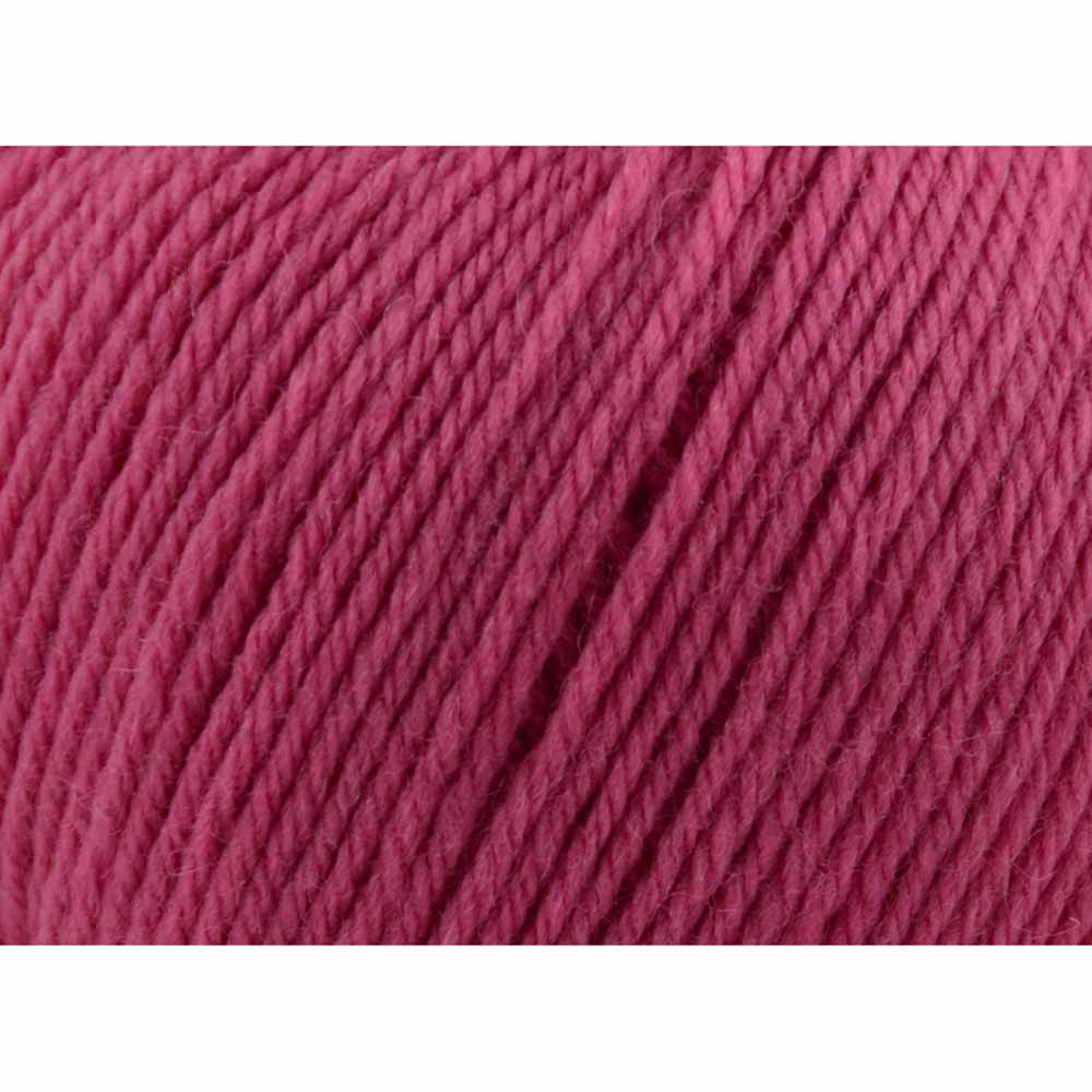 UNIVERSAL Deluxe Worsted Superwash Wool Yarn 100 g (218 yd) Grape Taffy