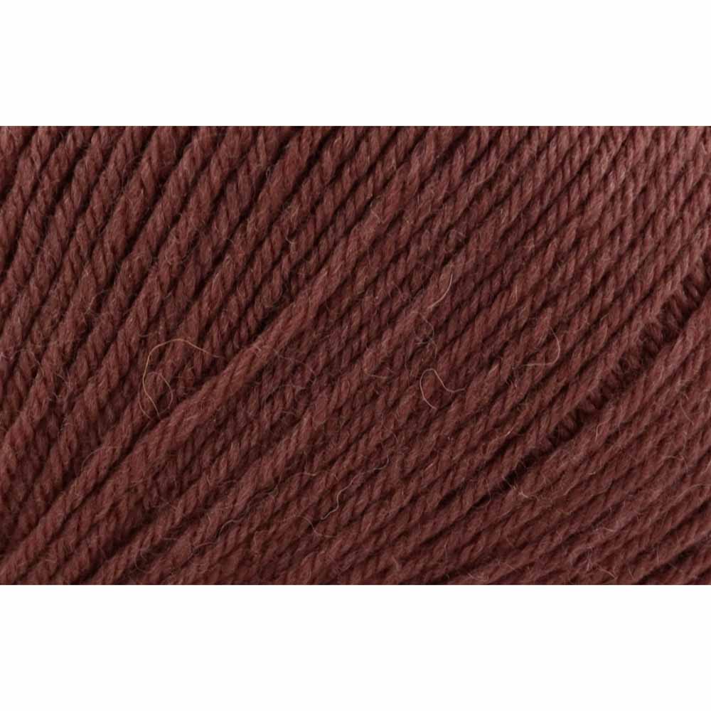 UNIVERSAL Deluxe Worsted Superwash Wool Yarn 100 g (218 yd) Chocolate