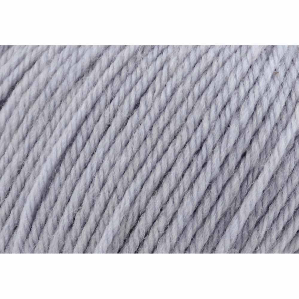 UNIVERSAL Deluxe Worsted Superwash wool yarn Icy Grey, 100 g / 199 m (218 yd)