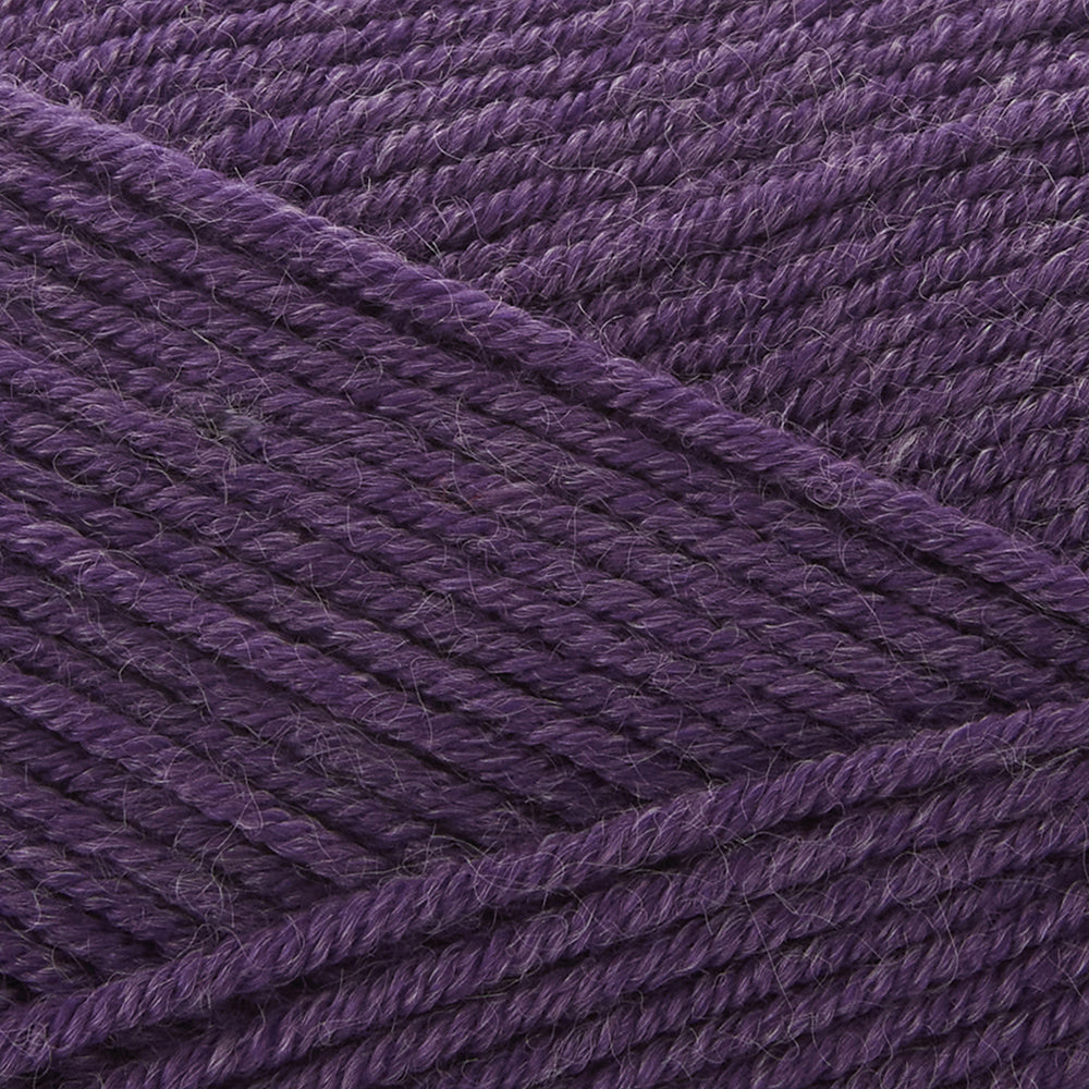 UNIVERSAL Uptown Bamboo DK Anti-Pilling Acrylic/Bamboo Blend Yarn 100g 284yd/260m Mulberry