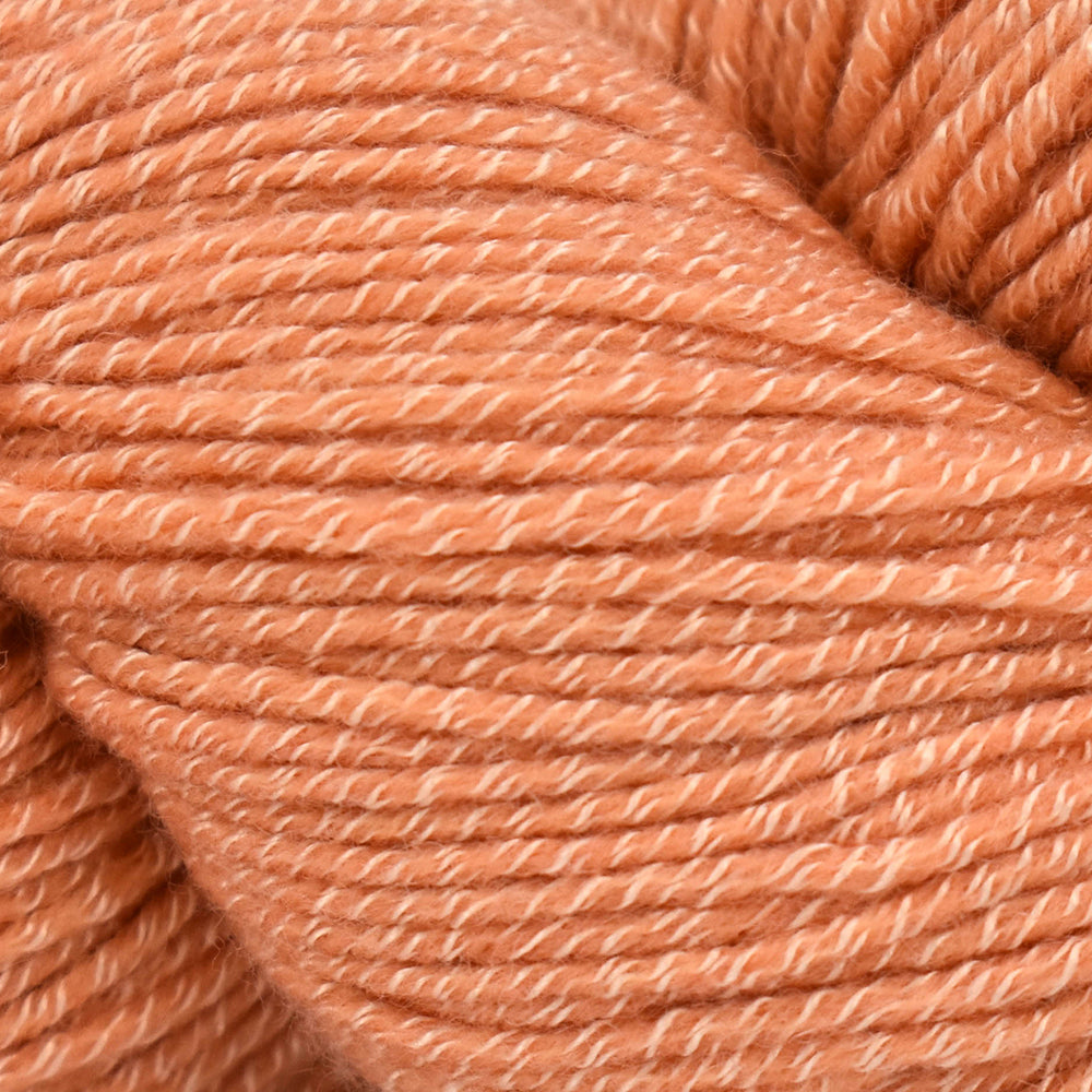 UNIVERSAL Wool Pop bamboo/wool blend yarn Apricot Slush 100 g / 260 m