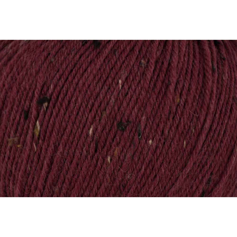 UNIVERSAL Deluxe Worsted Tweed Superwash yarn Merlot 100 g / 199 m