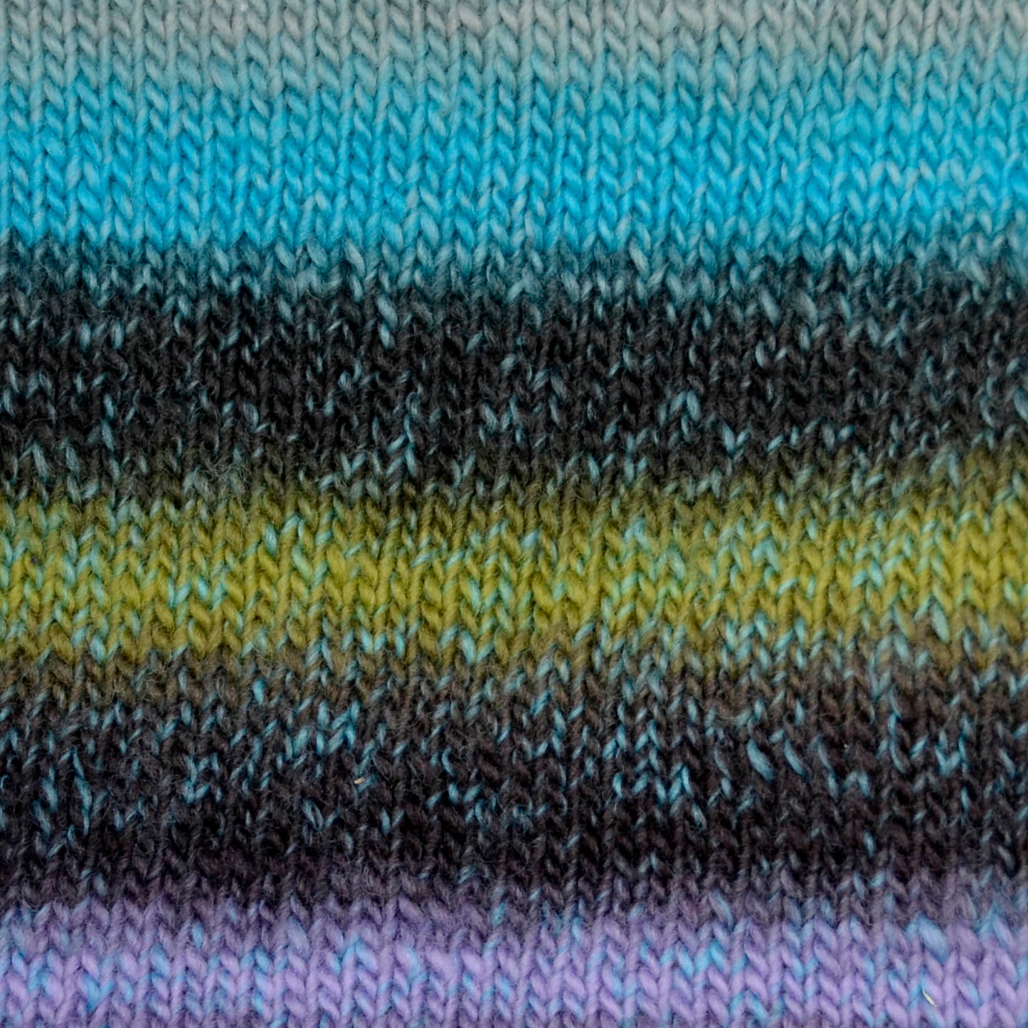 UNIVERSAL Colourburst Yarn, 200 G / 604 M, Baltic