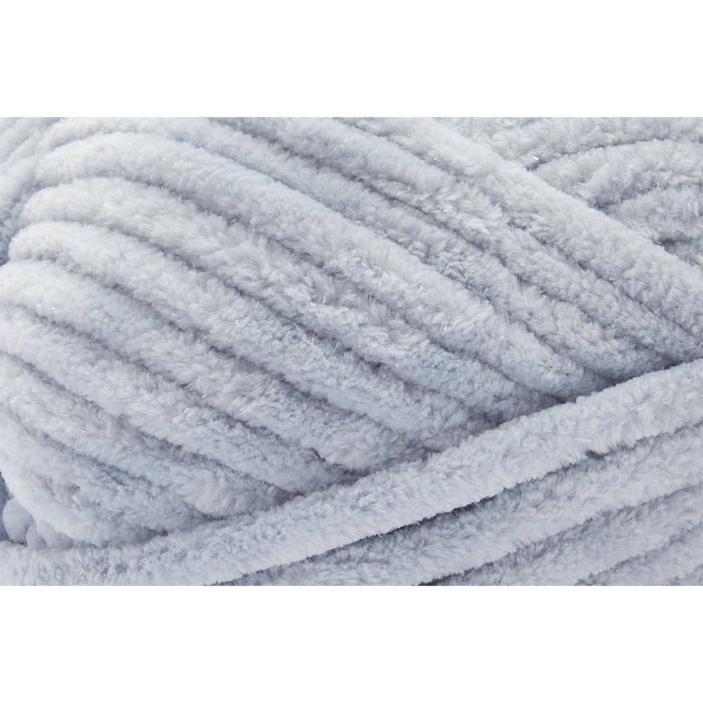 UNIVERSAL Bella Chenille Big Glimmer Sparkle Chenille Yarn 200 g / 80 m (87 yds) Dewdrop