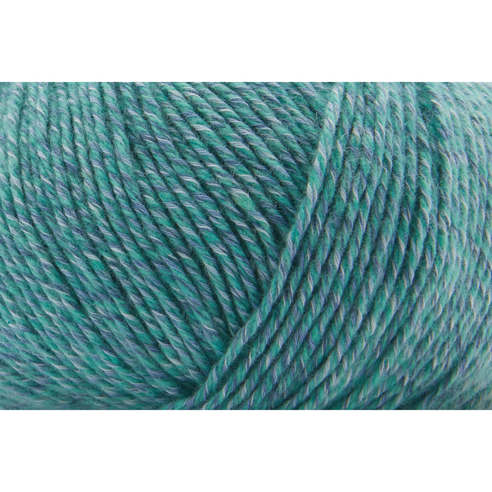 UNIVERSAL Truva Cotton Cashmere Yarn 50 g / 150 m (164 yds)