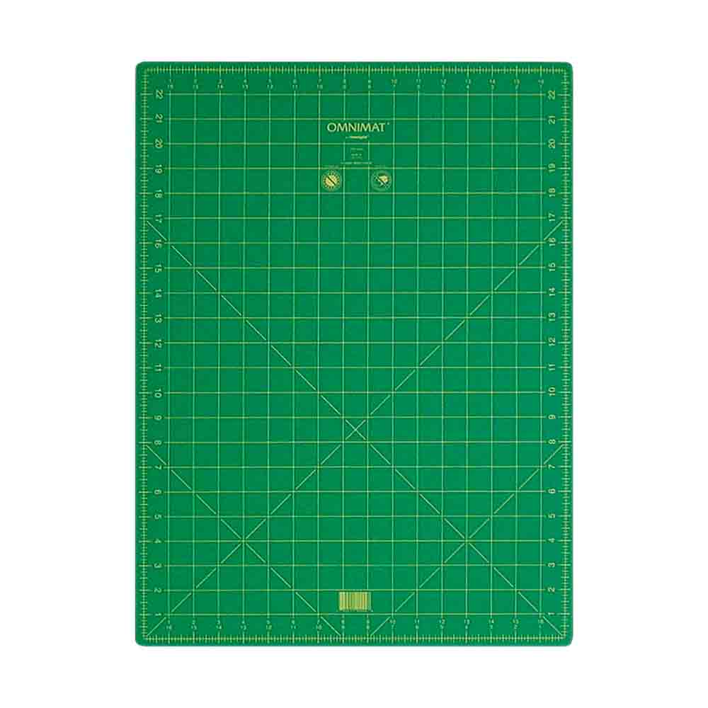 OMNIGRID Self-Healing Cutting Mat With Grid 18 in x 24 in