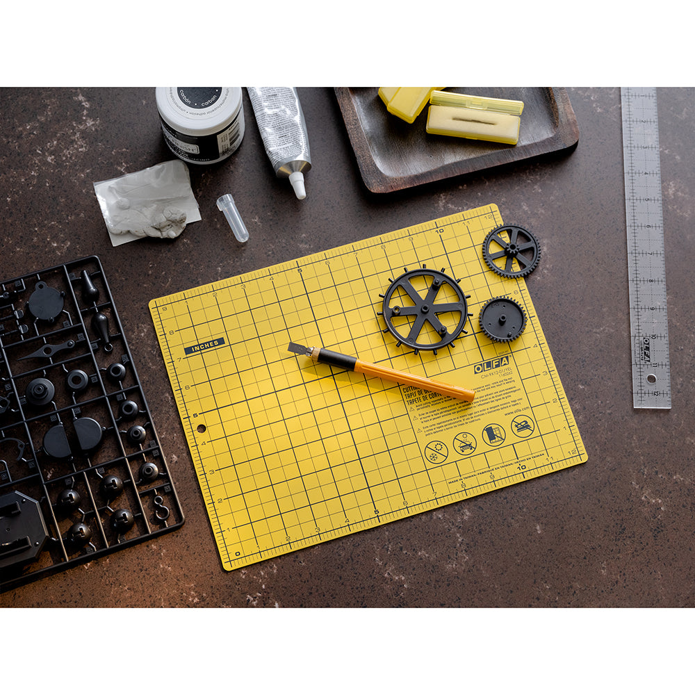 OLFA Double-Sided Self-Healing Cutting Mat 9 in × 12 in, Yellow
