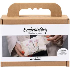 CREATIV COMPANY mini embroidery craft kit for a cream make-up bag