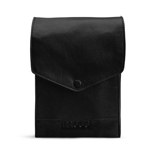 Betina XL Black - Leather needle case 18cm x 15cm (7in x 5.9in)