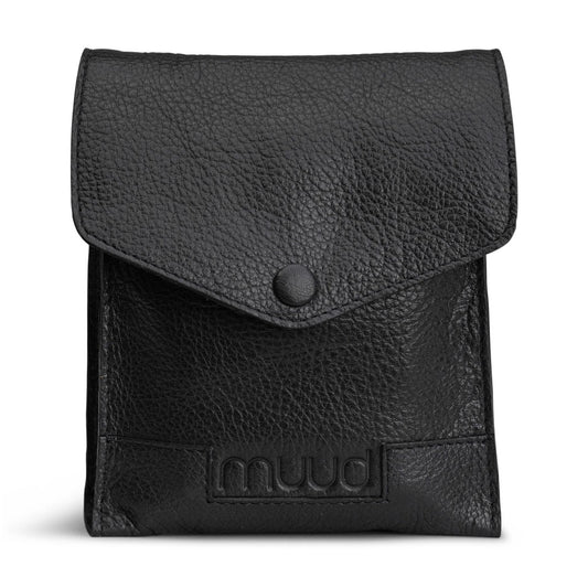 Betina Black - Leather needle case 15cm x 13cm (5.9in x 5.11in)